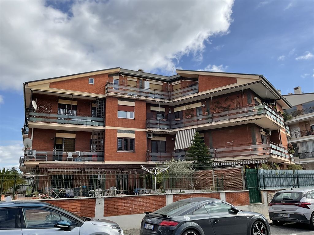 AppioClaudio/Statuario mq 117