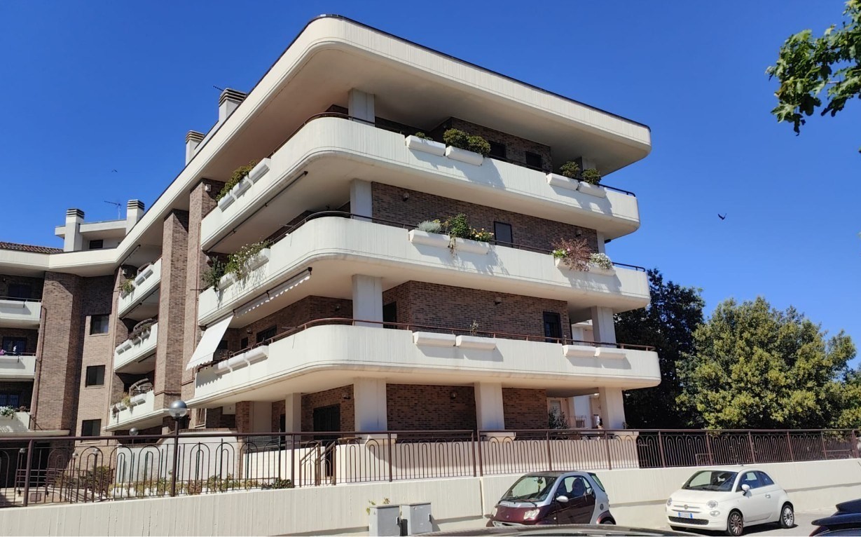 TUSCOLANA - AD.ZE OSTERIA DEL CURATO RECENTE COSTRUZIONE