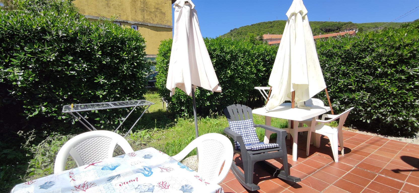 Trilocale con giardino e posto auto