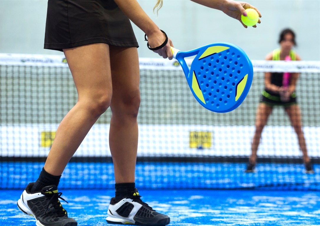 Vendesi attività avviata di circolo sportivo con bar e licenza esterna