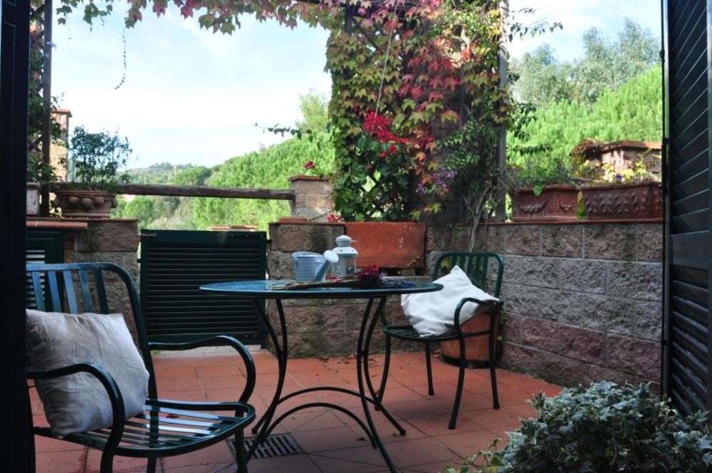 Bilocale con terrazza, cantina e box auto